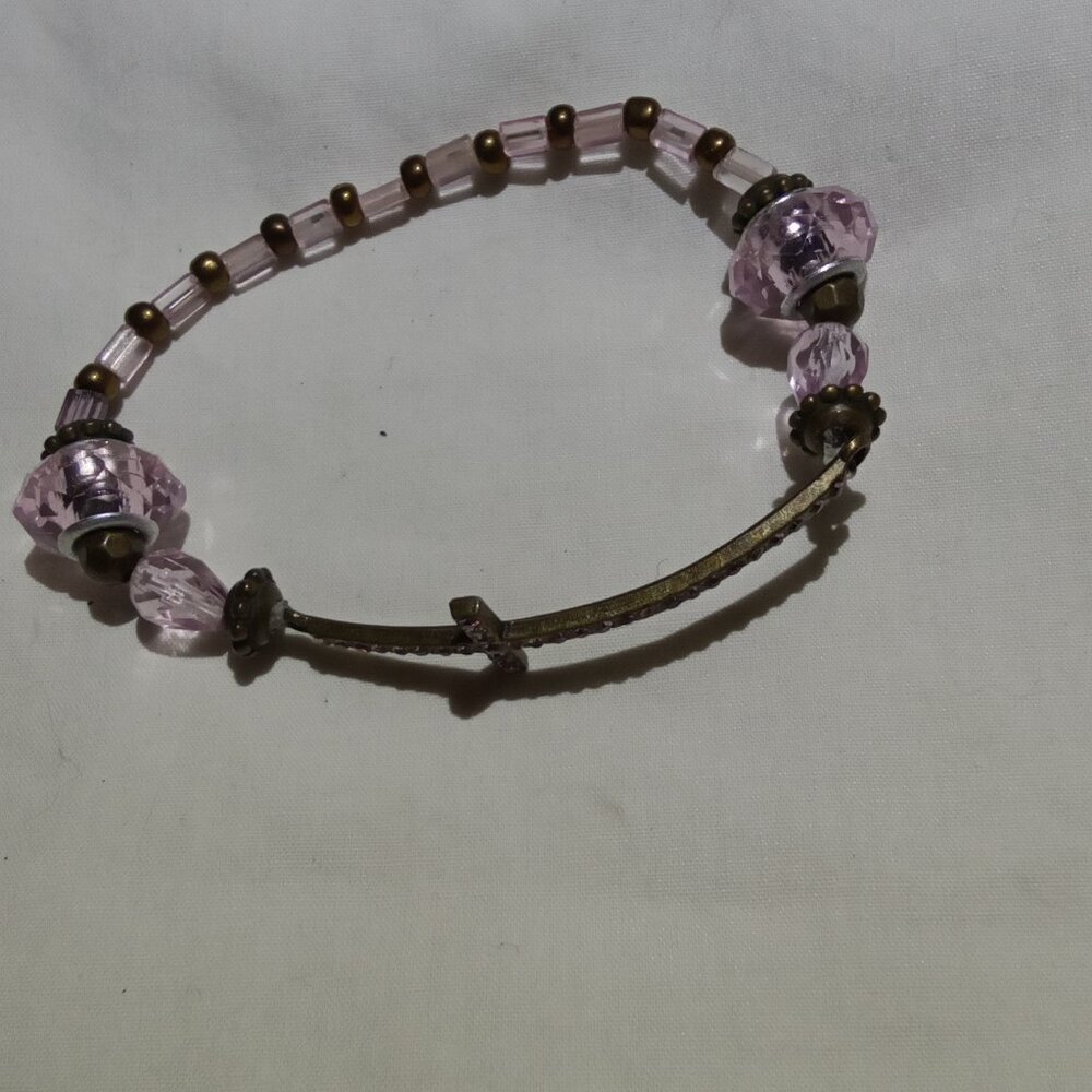 Vintage Hand Craft Pink Cross Bracelet - Picture 6 of 6